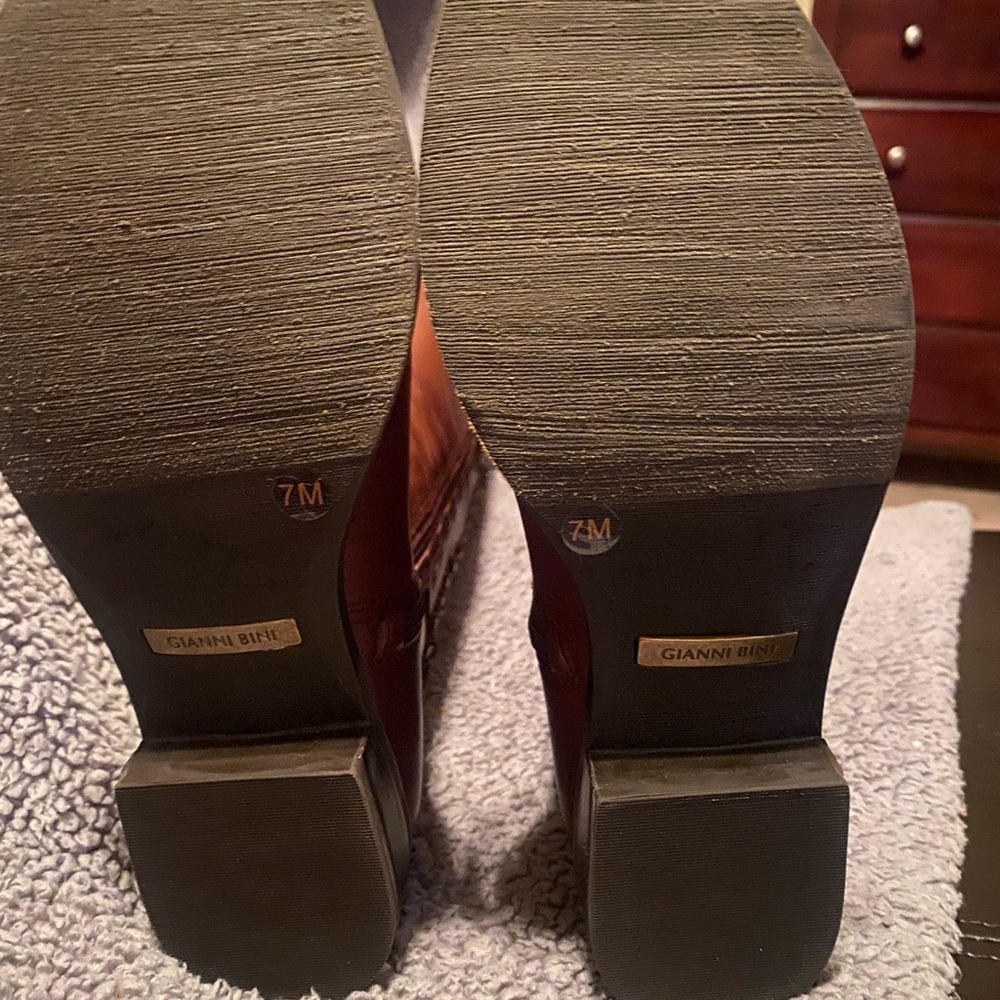 Giani Bernini Brown knee high boot - Picture 4 of 4
